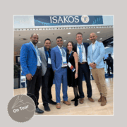 ISAKOS Fellowship Tour 2025. Bild mit allen fünf Teilnehmern und Prod. Dr. Siebold